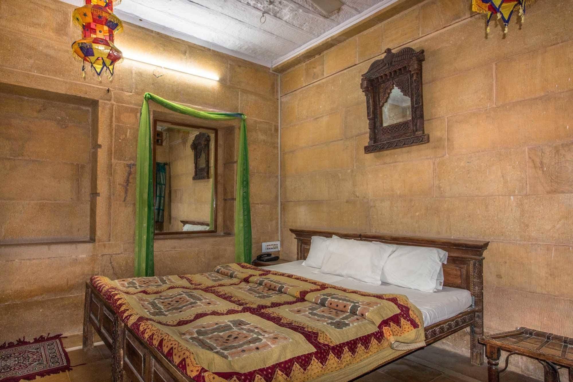 Hotel Oasis Haveli Jaisalmer (Adults Only) Bagian luar foto